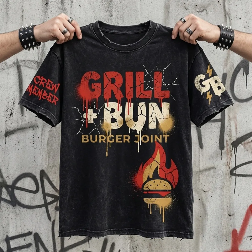 חולצה שחורה עם הלוגו של Grill+Bun